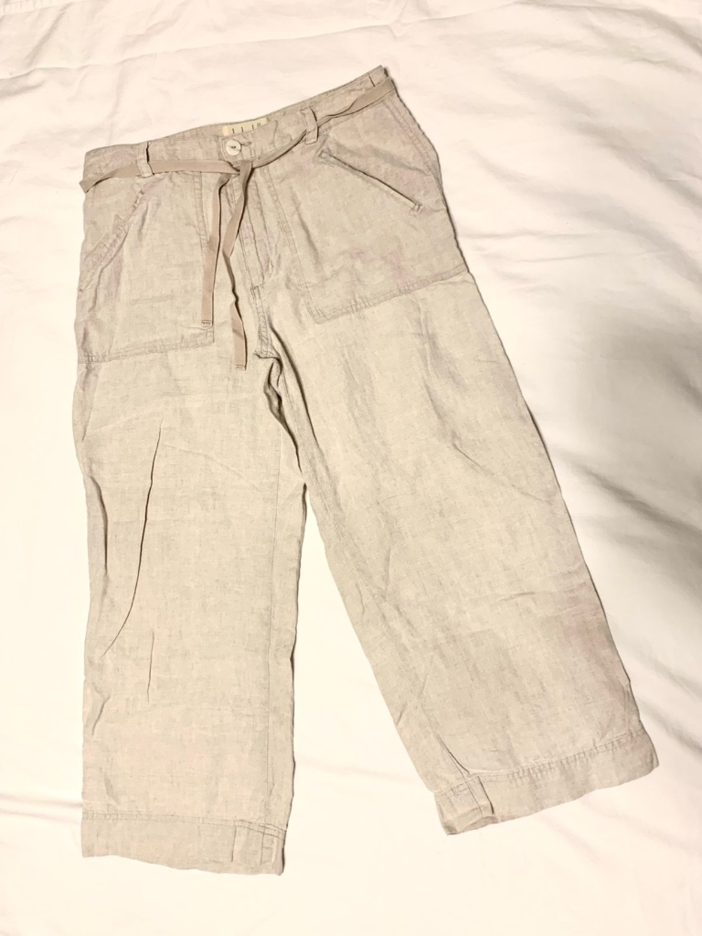 Linen Pants Size 8. Vintage cropped.